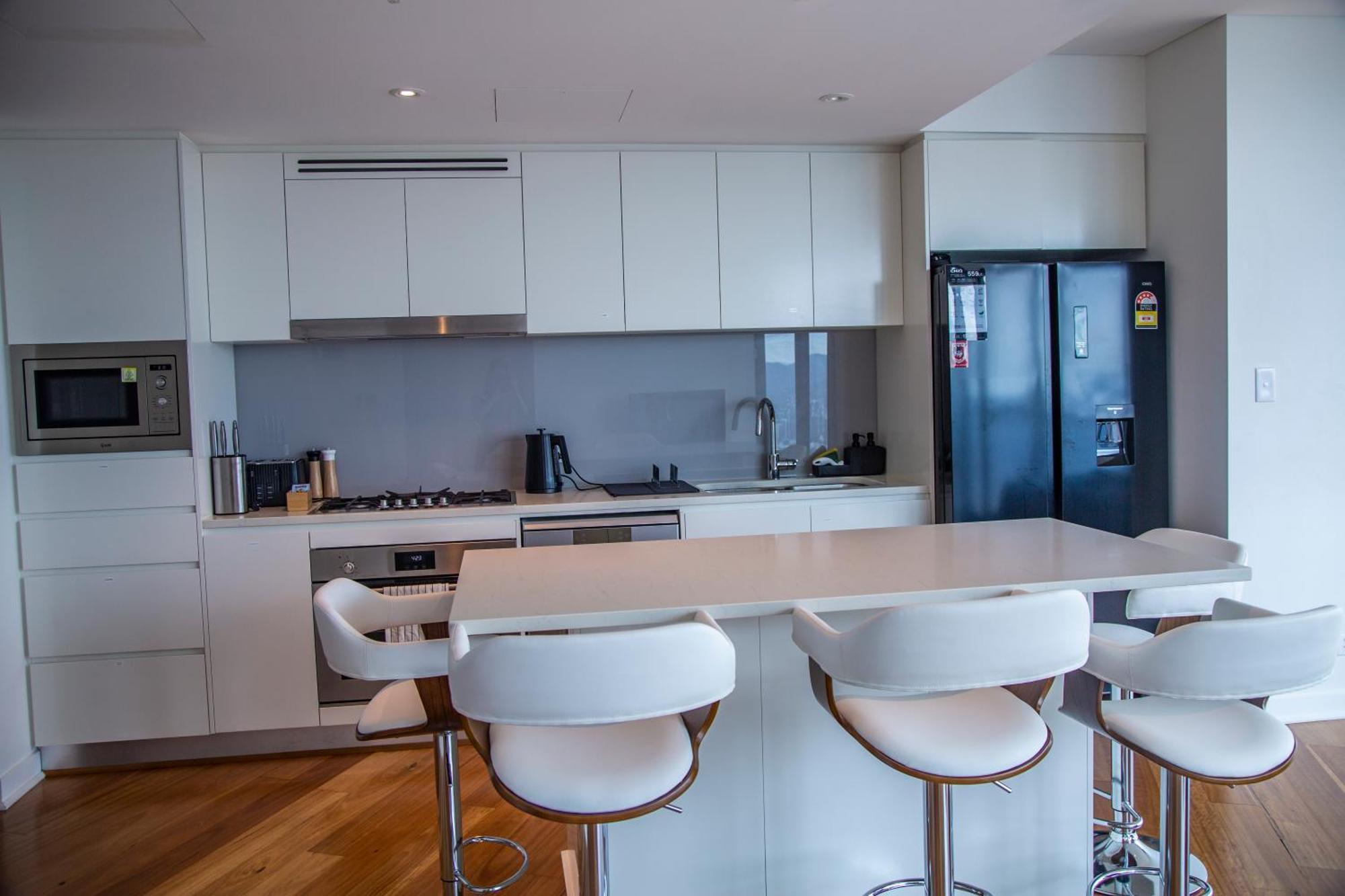 Imagine 4 Bedroom Apartment *