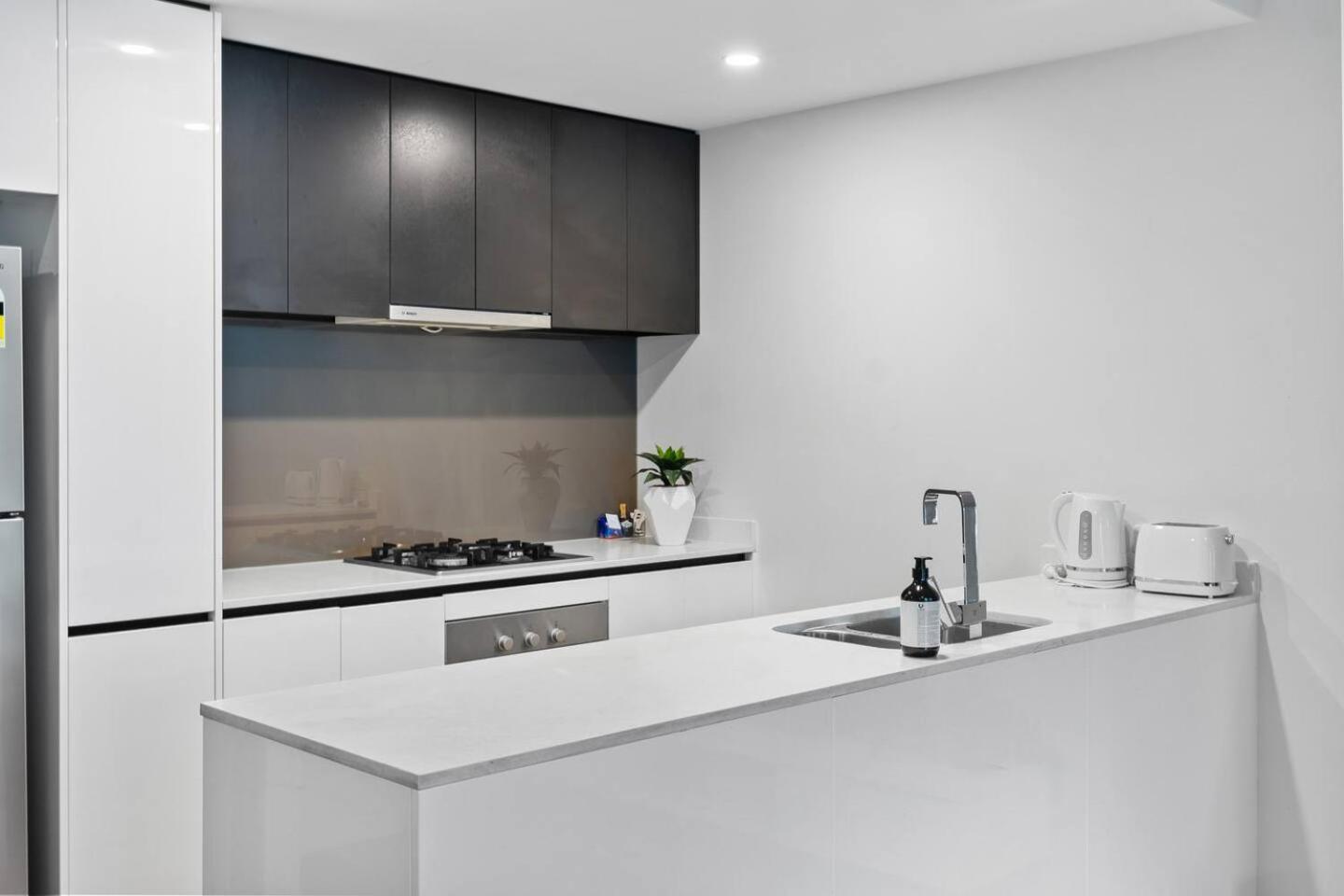 2br In Prime Location Apartment