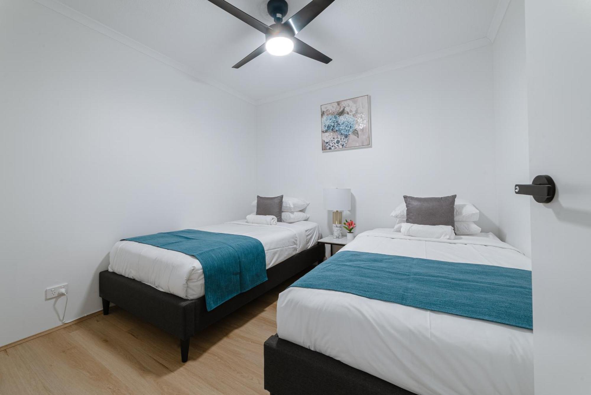 Apartment Lux 39th Floor 3br 2bath, River View, Pool, Gym, Wifi *