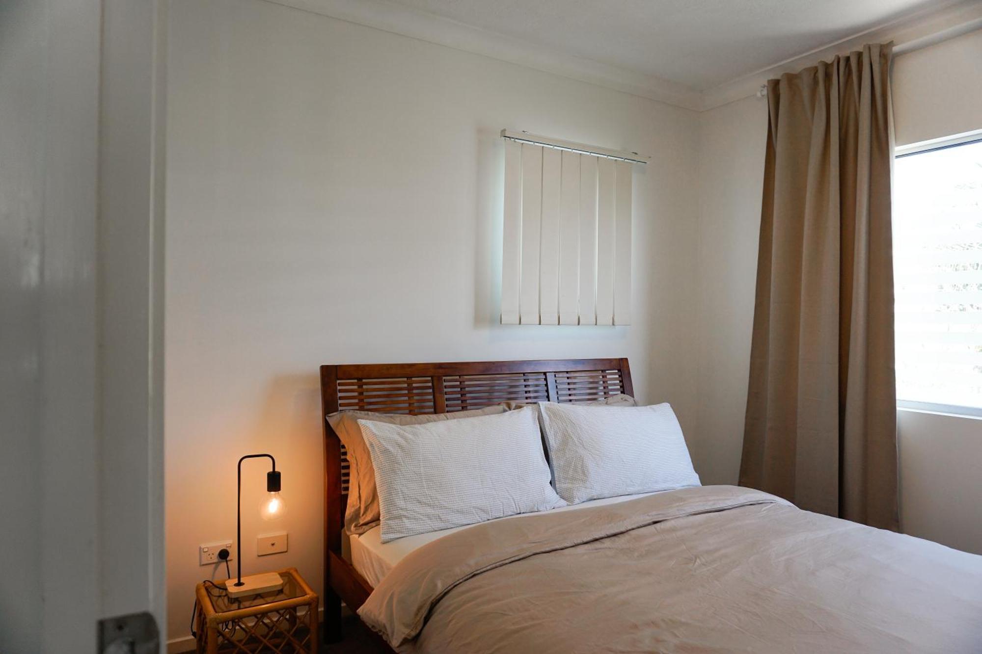 Apartment Located In The Heart Of Indooroopilly *