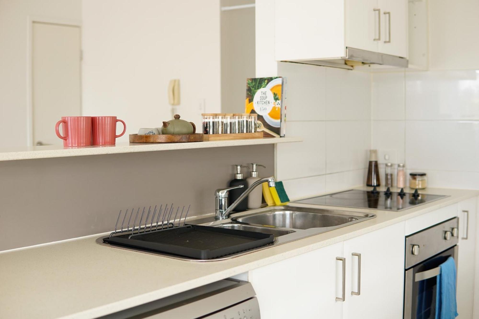 Apartment Located In The Heart Of Indooroopilly Brisbane