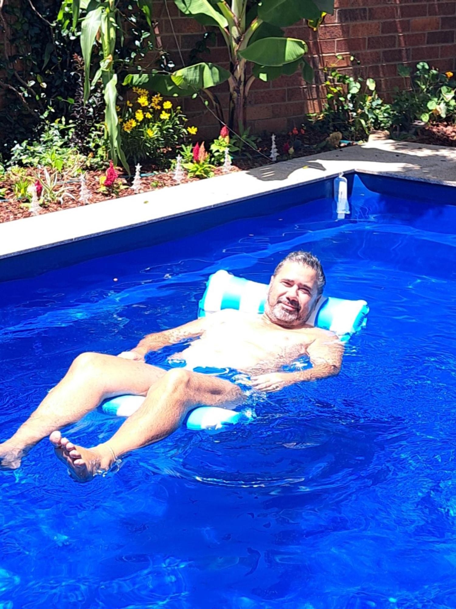 1960s Pool House - Hosted 4*