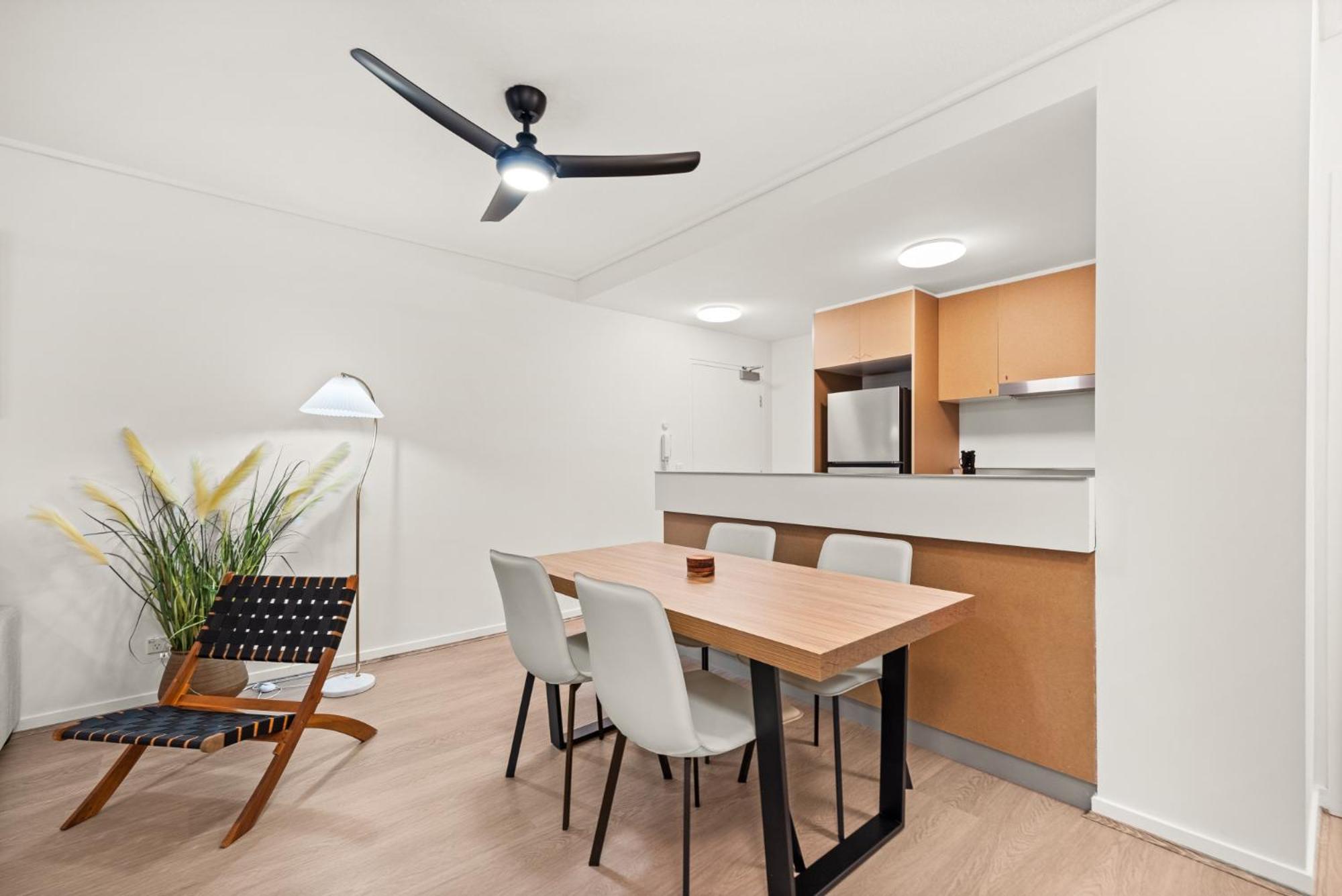 Vibrant 2-bed With Pool And Gym Access Apartment Brisbane