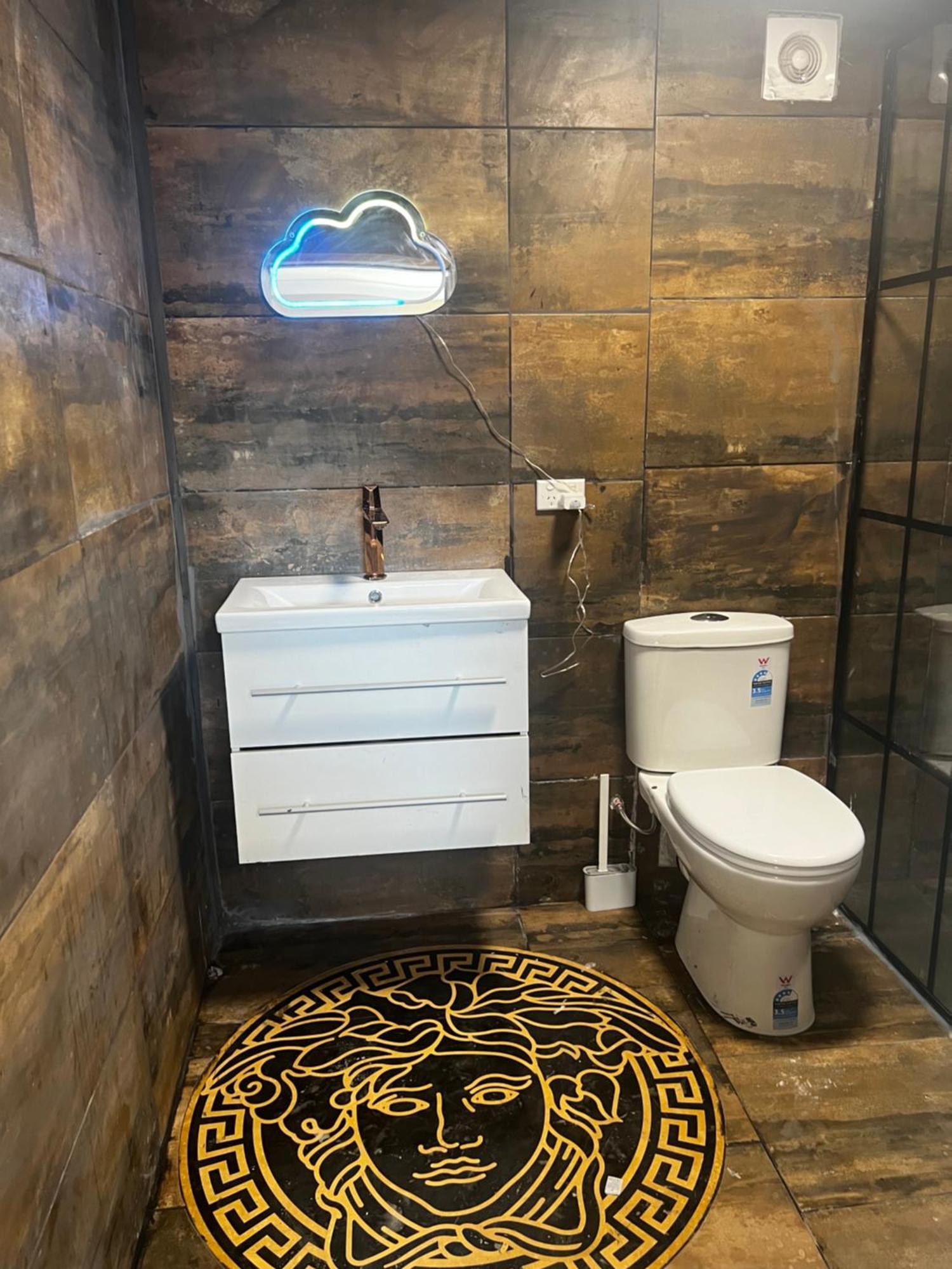 Palm Backpackers Brisbane