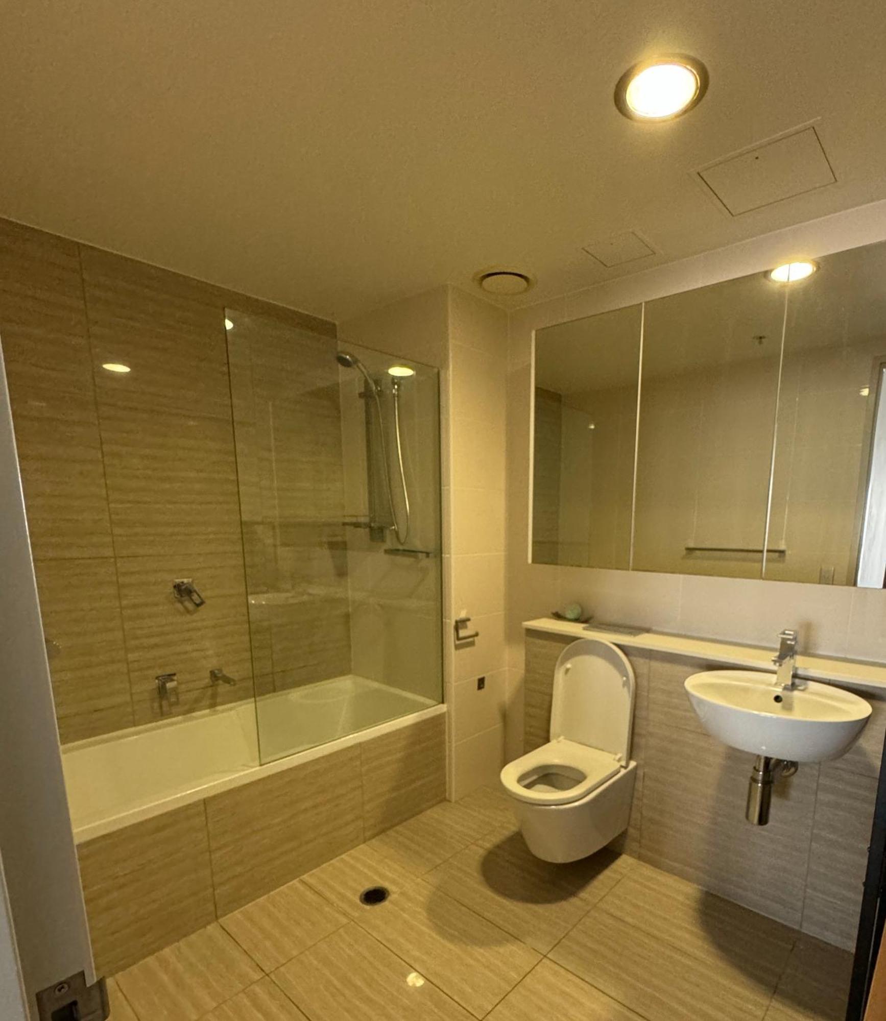 Private And Bathroom In A Shared Brisbane