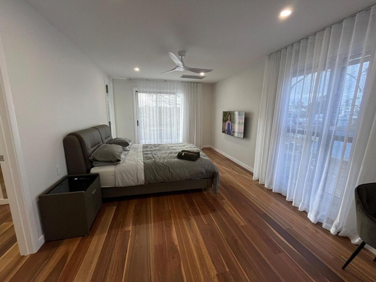 Holiday home 5 Star Luxury Build
