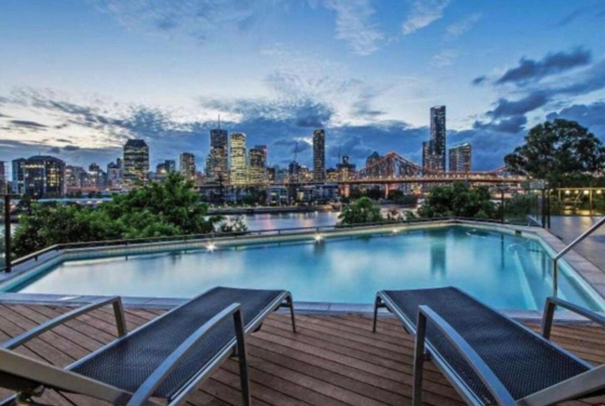 Riverside On Moray Apartment *