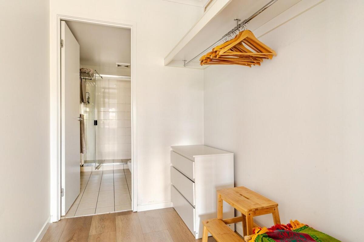 Artist Retreat With Huge Entertaining Balcony Apartment Brisbane