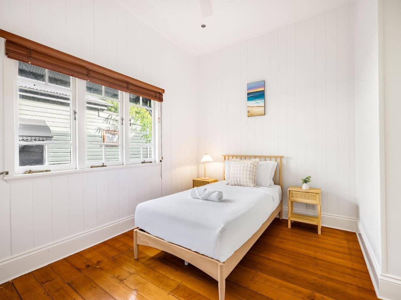 Great Value 3beds Cozy Near Cbd Stadium Bus Holiday home Brisbane