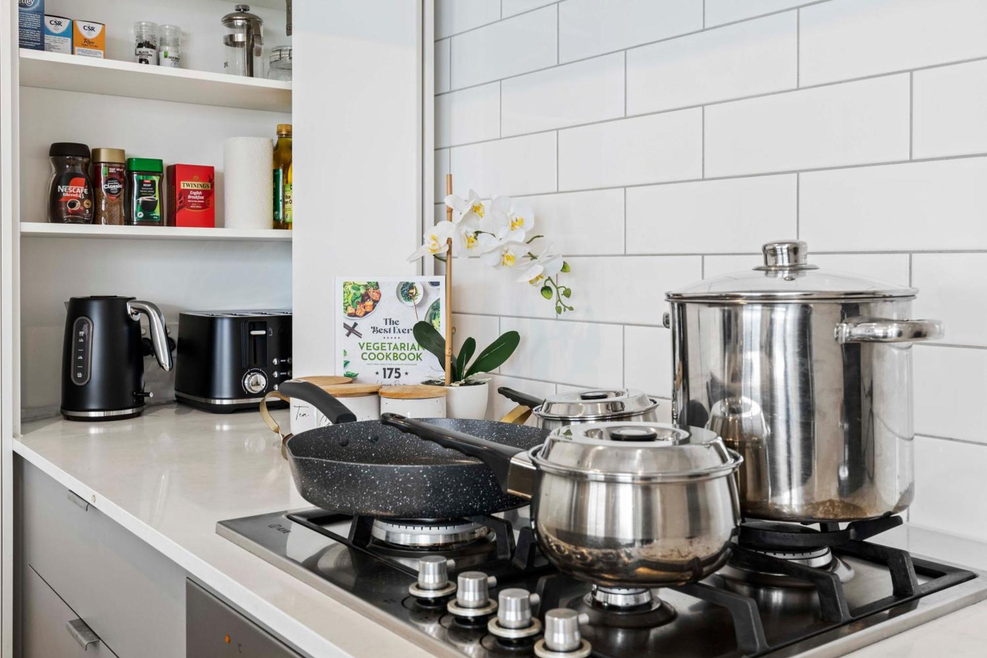 Stylish 3br Townhouse Camphill - Wifi, Parking Apartment