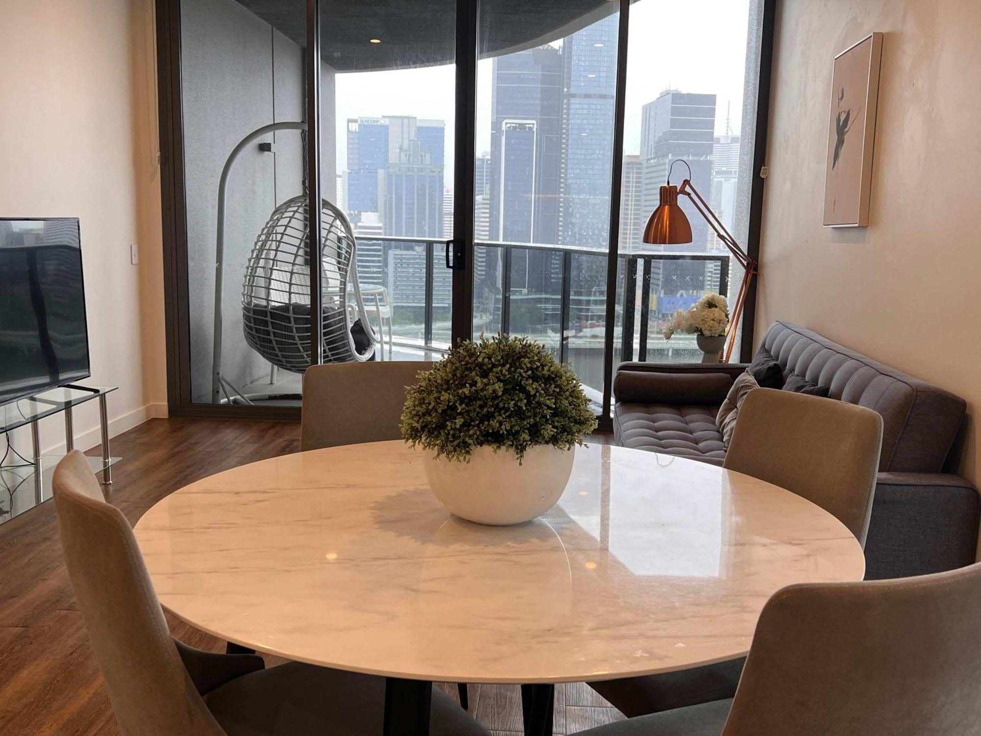 Southbank Exceptional View With Huge Balcony High Lvl Style * Brisbane