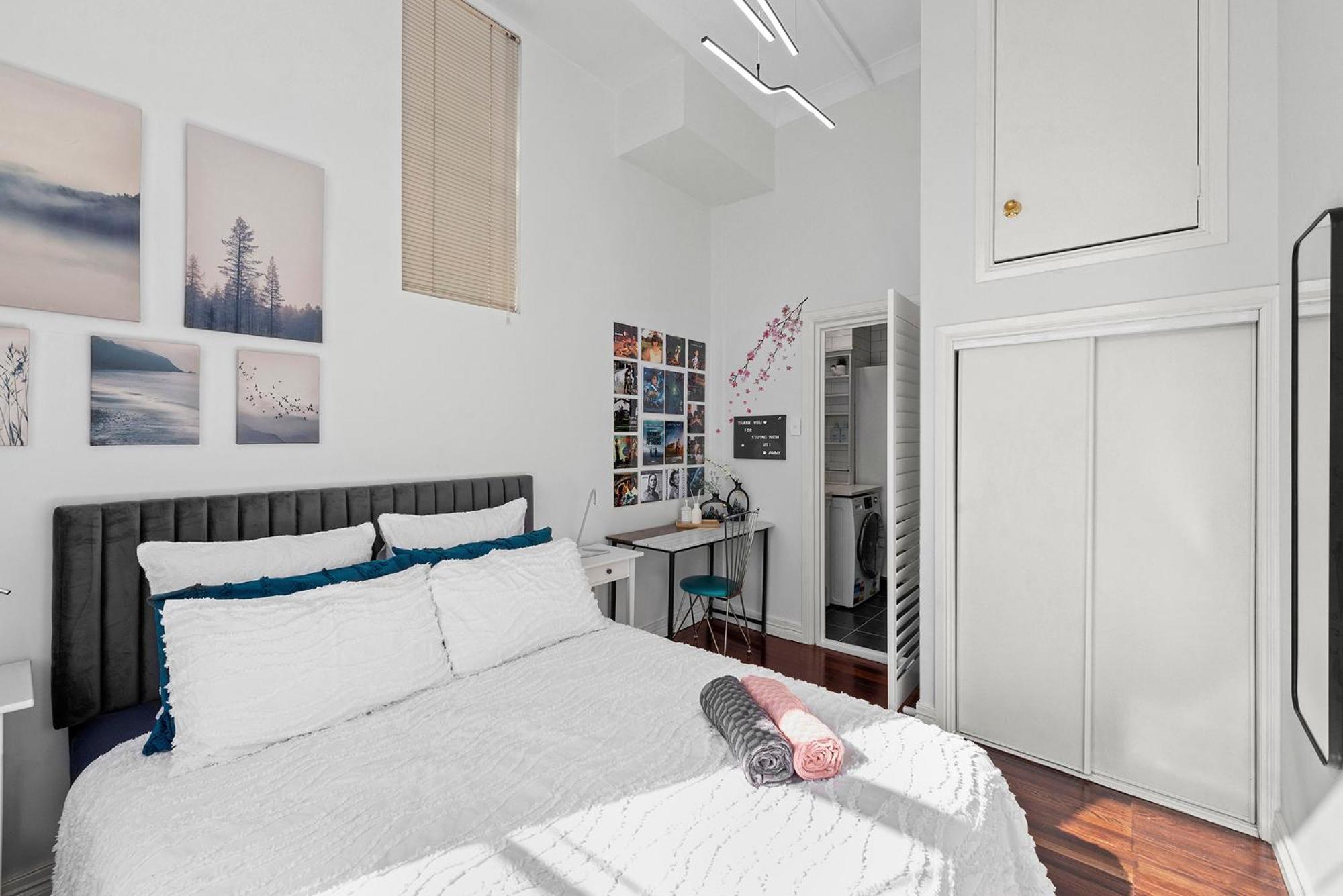 High Ceiling 1 Bedroom In The Apartment Brisbane