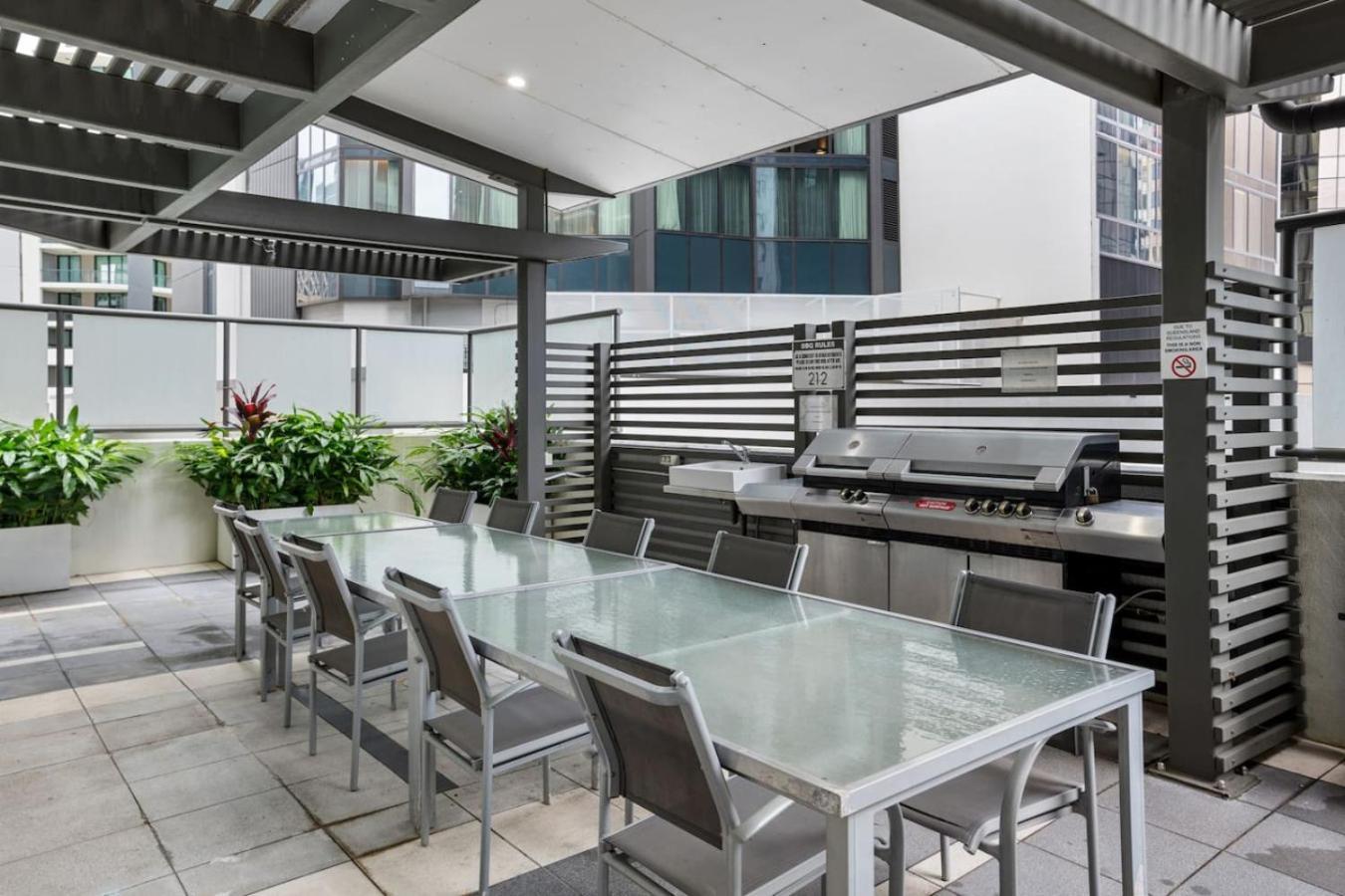 Value 2beds At Cbd With Pool Gym Carpark Apartment