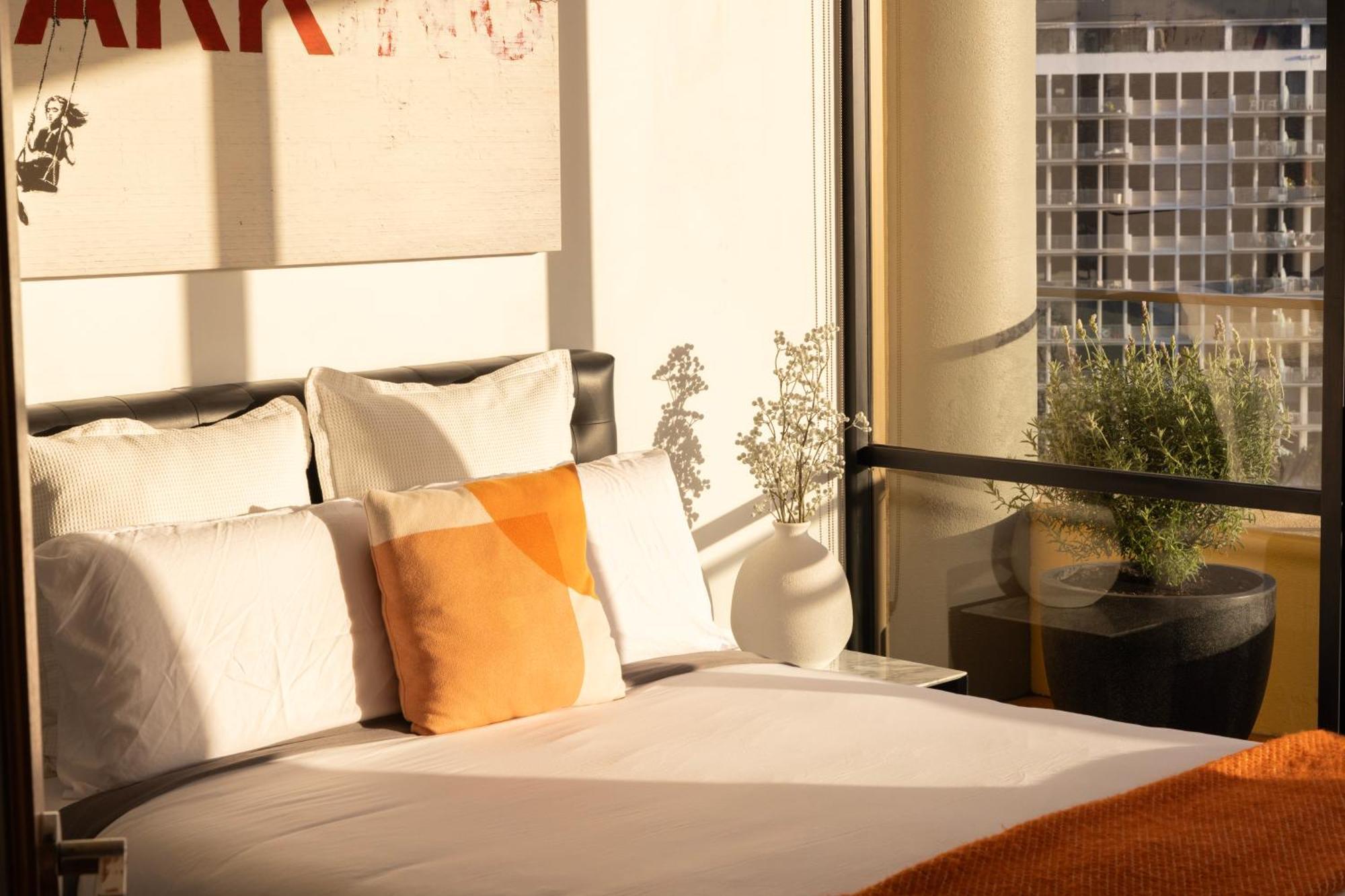Sub Penthouse Luxury Apartment With Panoramic City Views Apartment Brisbane