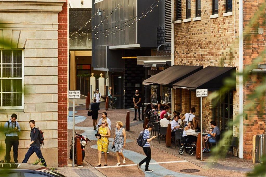 Urban Luxe Retreat - South Boutique W Free Carpark Apartment *