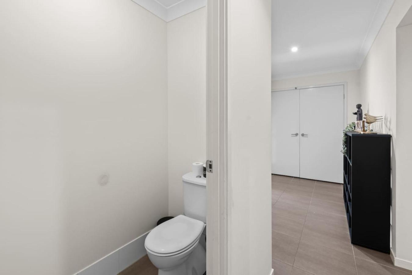 Charming 4bedroom Near Train Station And Beaches