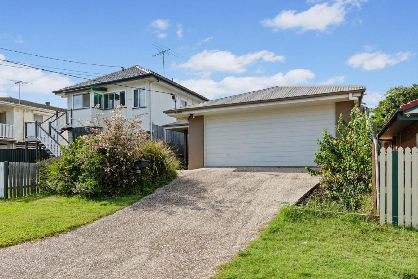 Charming 4bedroom Near Train Station And Beaches *