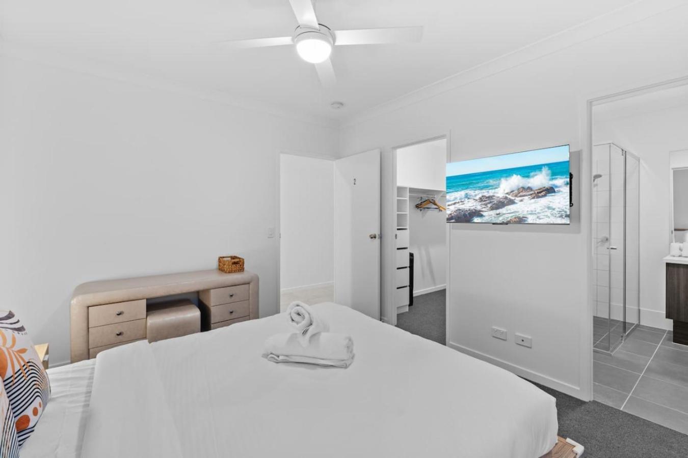 1mins To Mall Brandnew 4beds Cozy With Ducted Ac Holiday home *