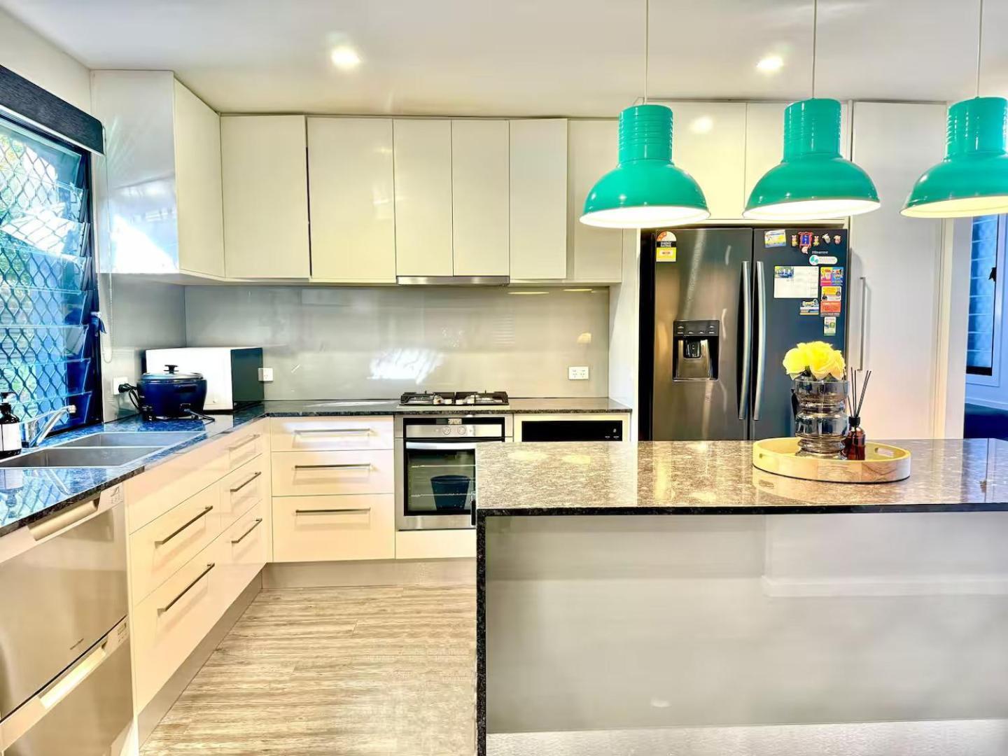 Apartment 4br Haven In Macgregor - Family Fun Awaits *