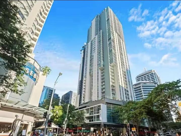 2br Riverview Escape Free Parking