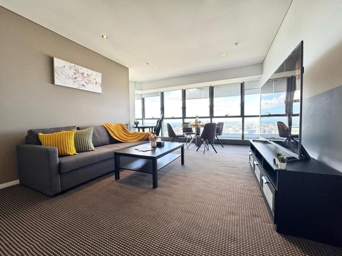 Luxury Meriton Retreat Apartment Brisbane