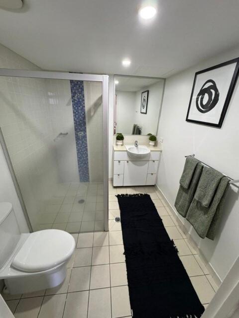 Luxury Cbd Apartment