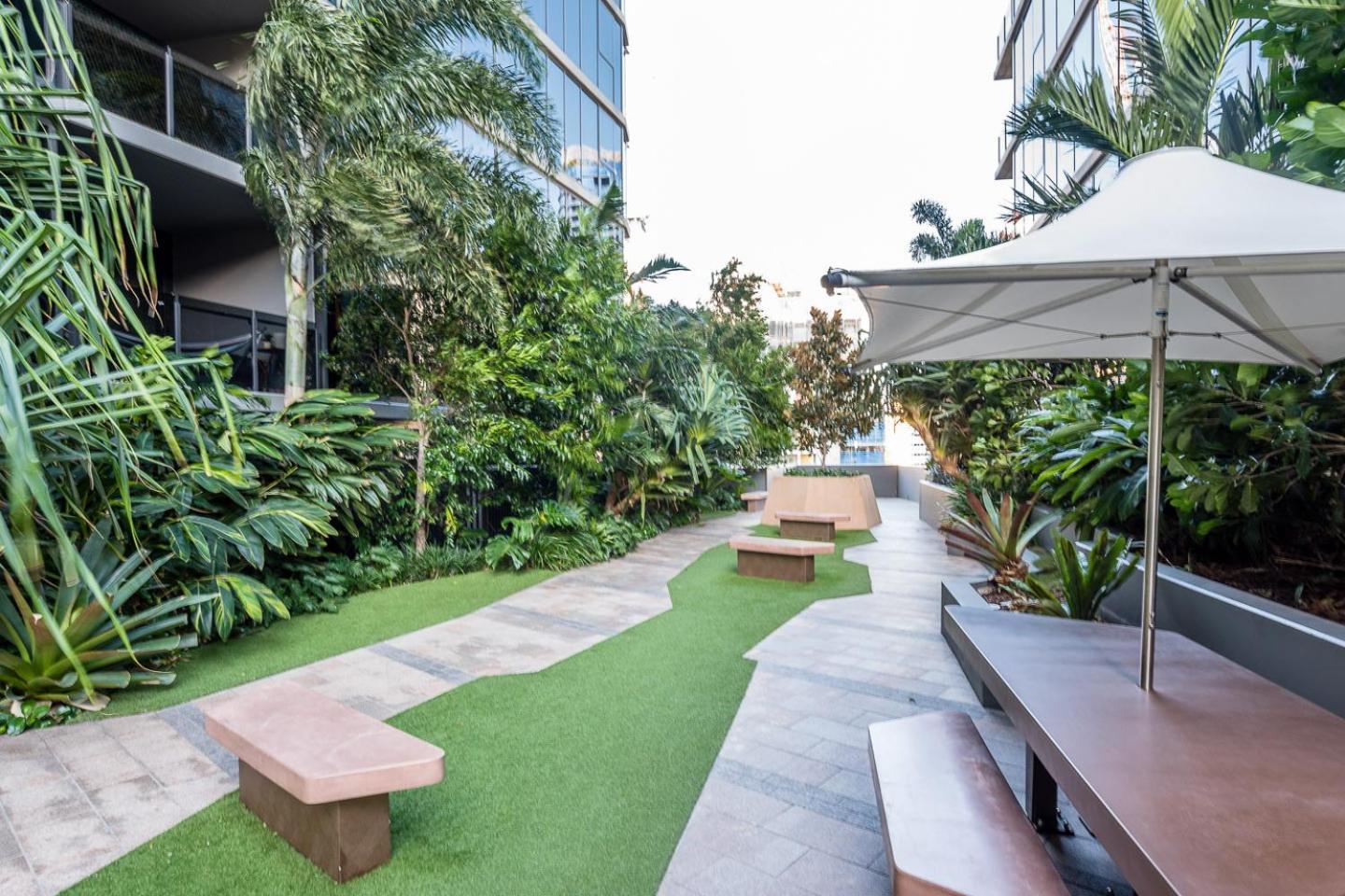Apartment 1-bedroom With Pool, Sauna, And Parking In South Brisbane