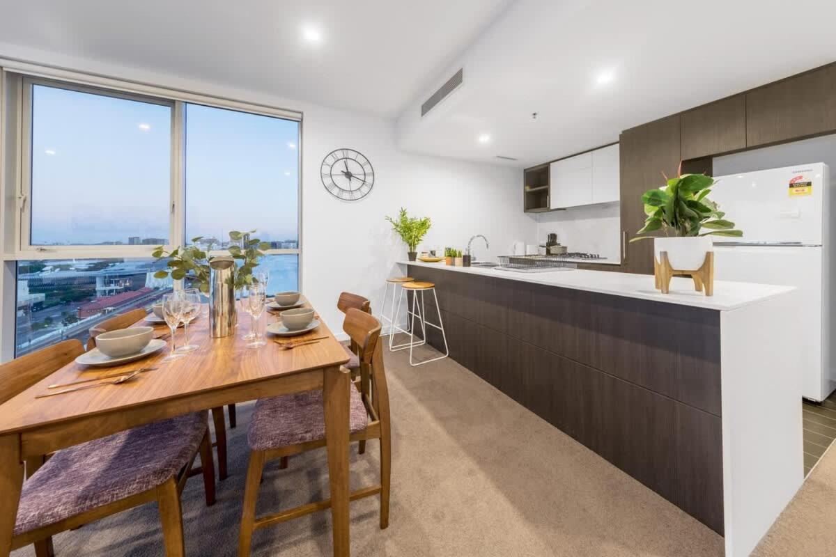 Apartment High Lvl Private And Quiet River View 2bd