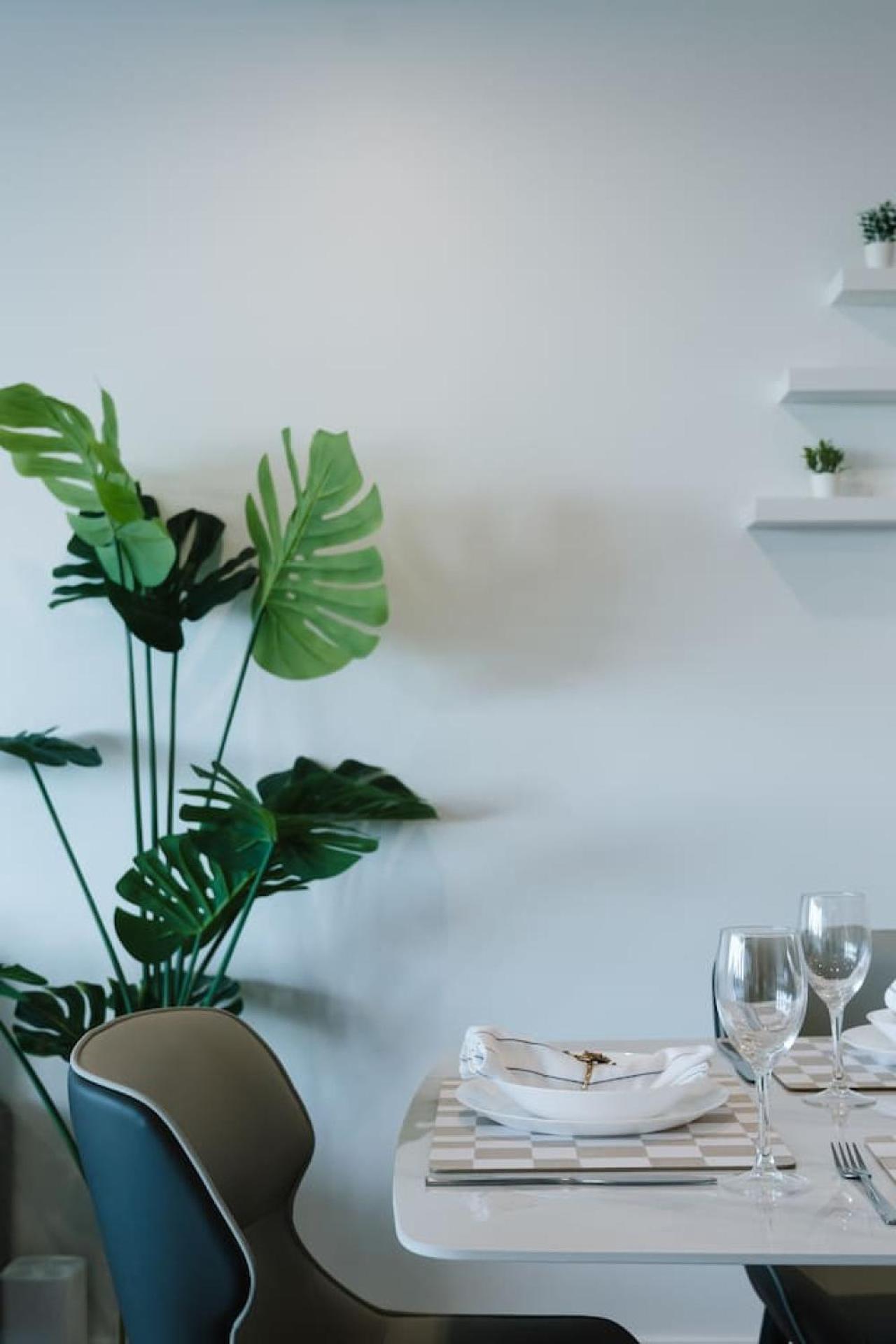 Apartment Cbd Modern 3bed Panoramic River View, 2cars And Pool