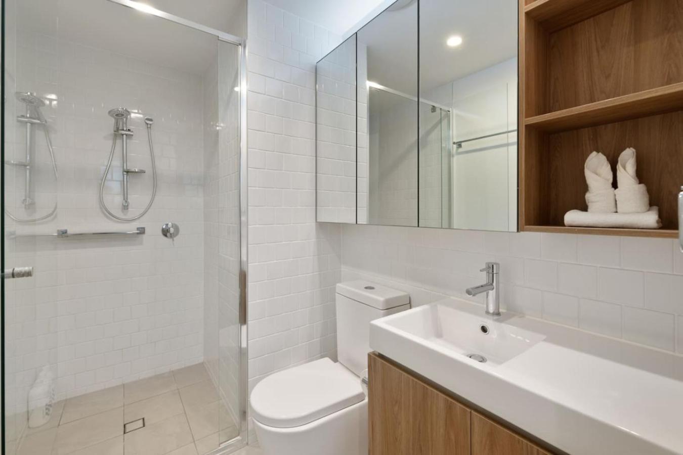Rooftop Pool And View Stylish 2bed With Ducted Ac * Brisbane