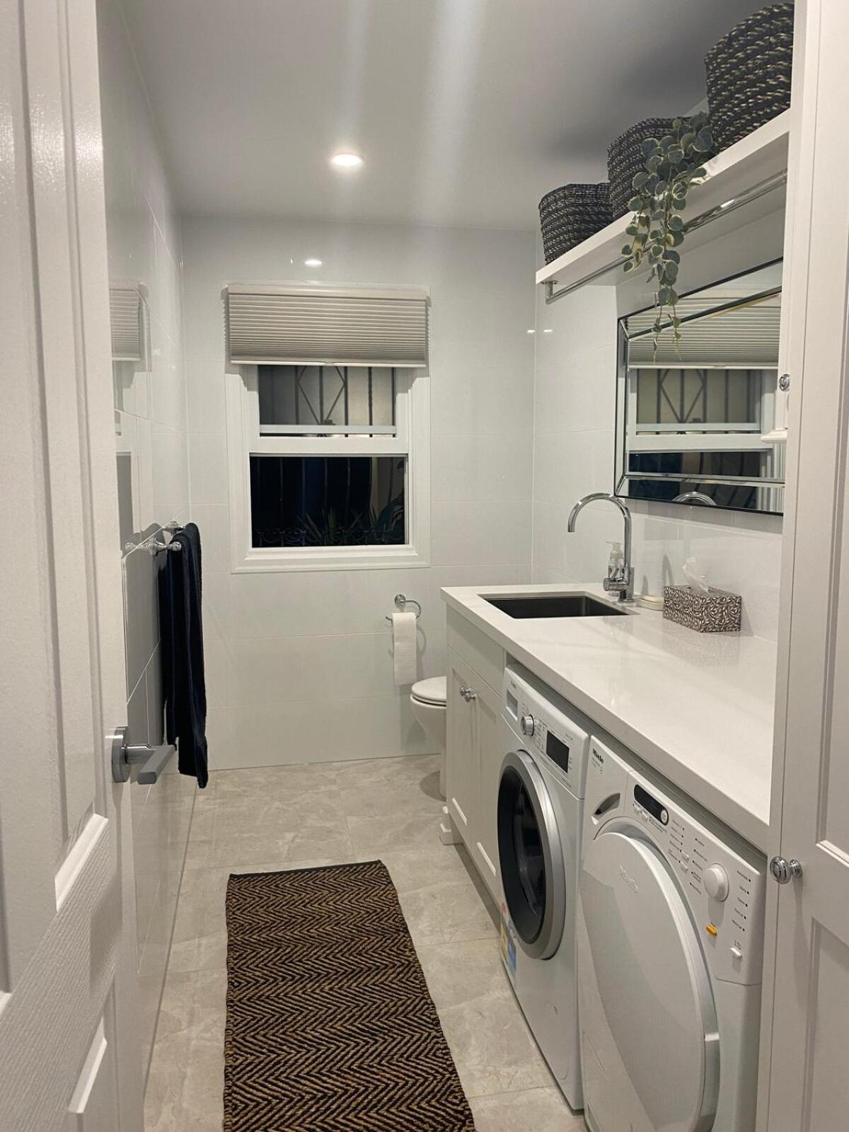 Stunning Private Unit With Pool Hosted By Homestayz *