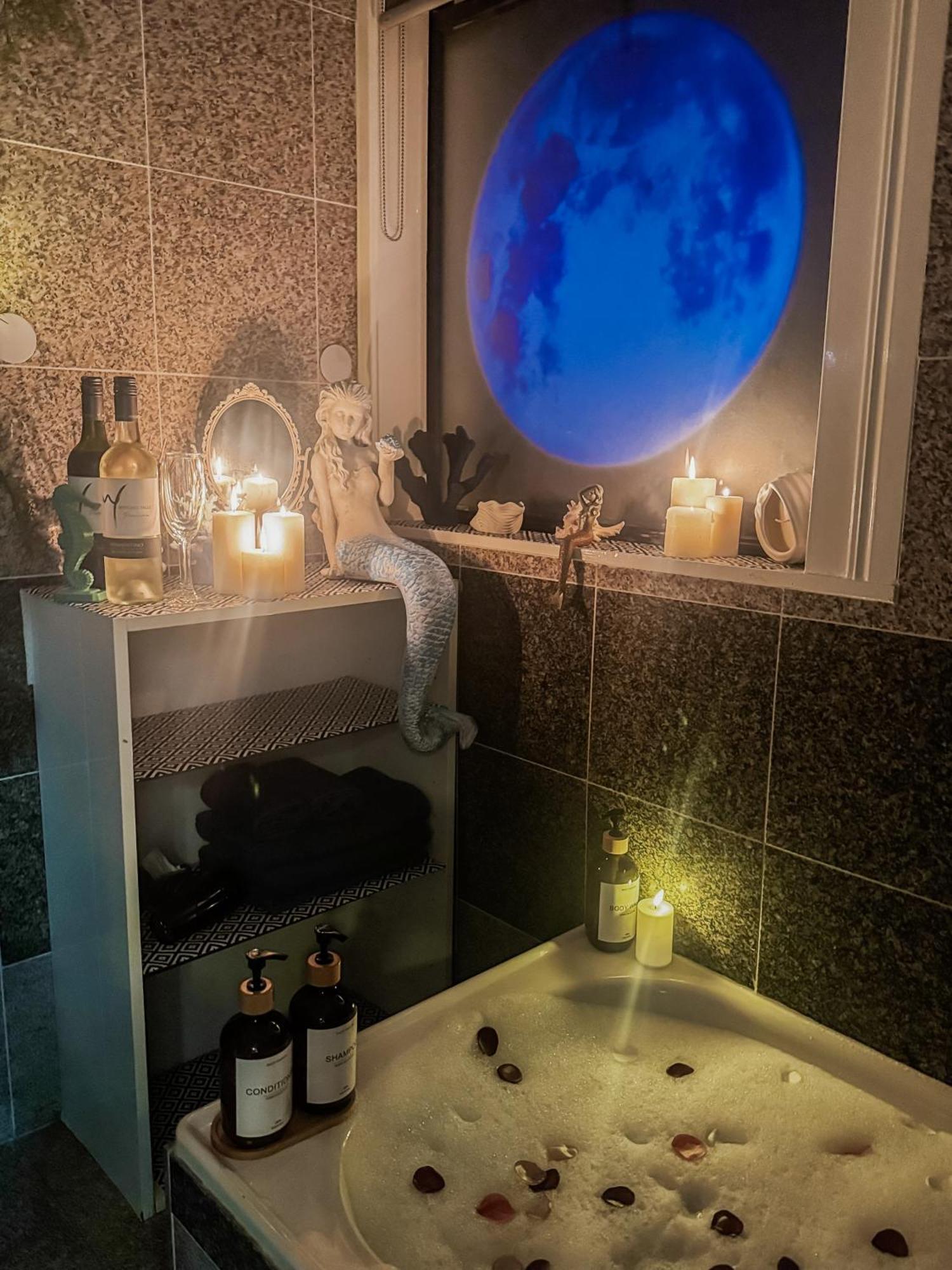 Themed Fantasy Tower Apartment *