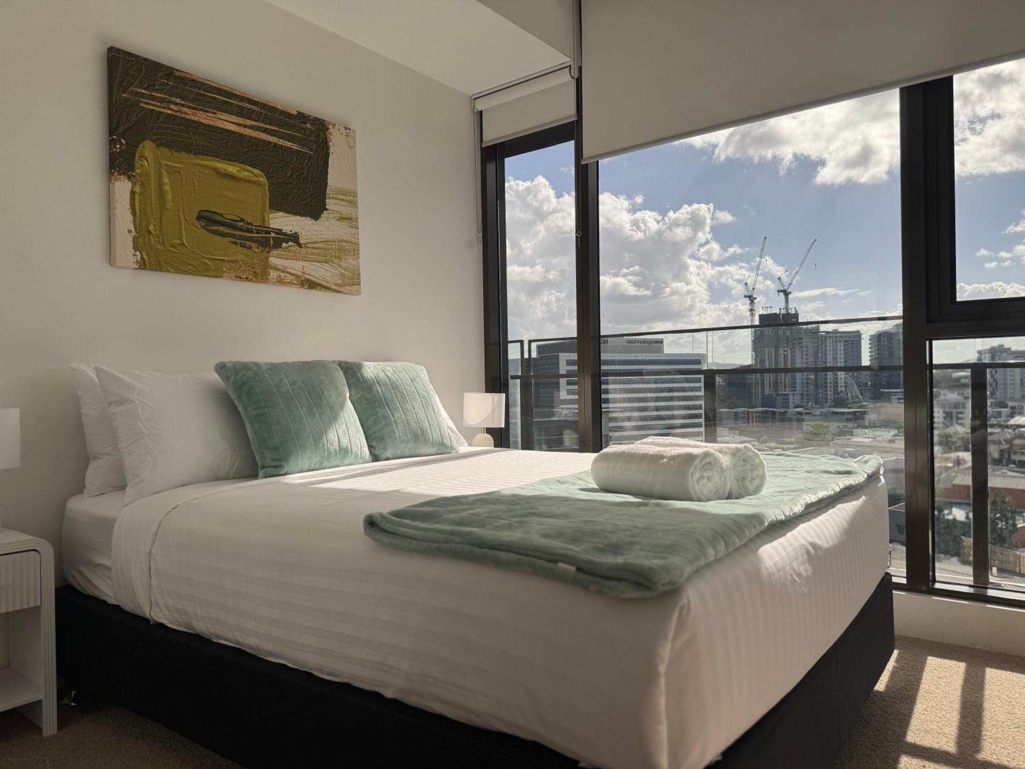 Apartment Elite With And Sunset View - Free Parking Brisbane
