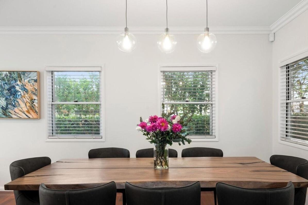 Holiday home Maison Marie: Cinebar Getaway 4 Bedrooms 2.5 Baths *