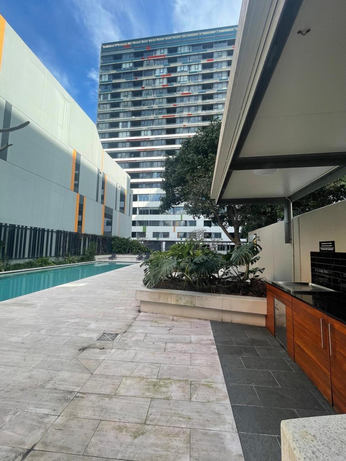 Apartment The Centre Of Brisbanes Nightlife!