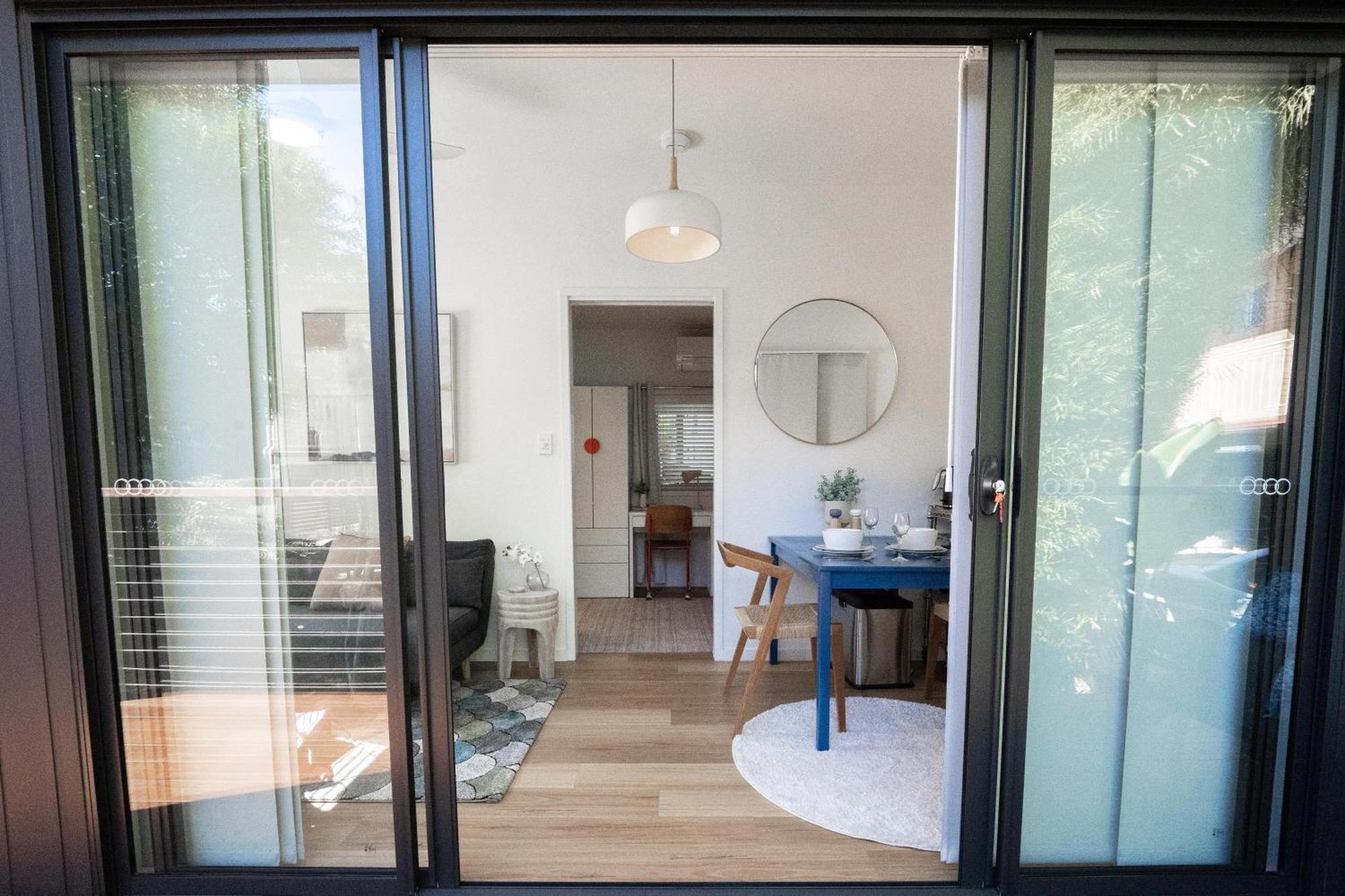 Cozy 1 Bed 1 Bath Tiny Near Cbd - C195 Apartment Brisbane