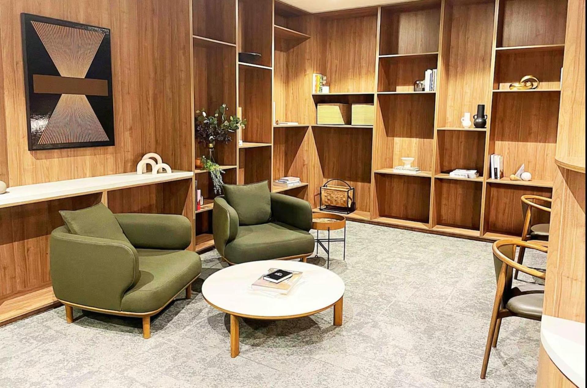 The Sinclair - A Luxurious With Rooftop Pool