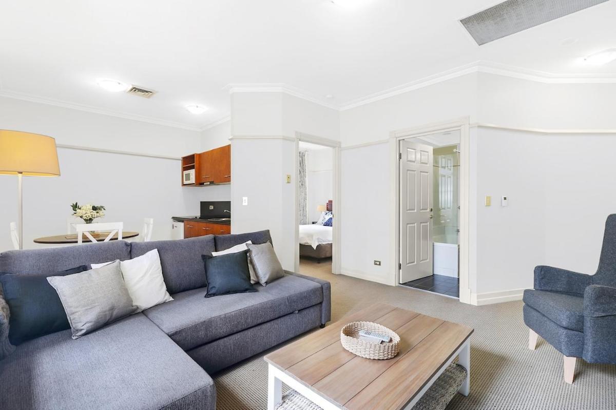 Apartment Stylish 1br With Views - 4008 Brisbane