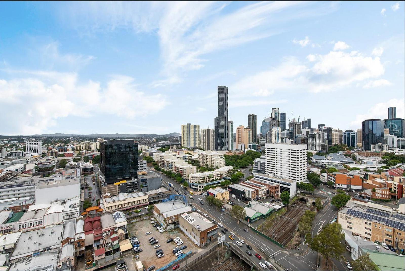 Magical Sunset Skyview Best Location In Brisbane *
