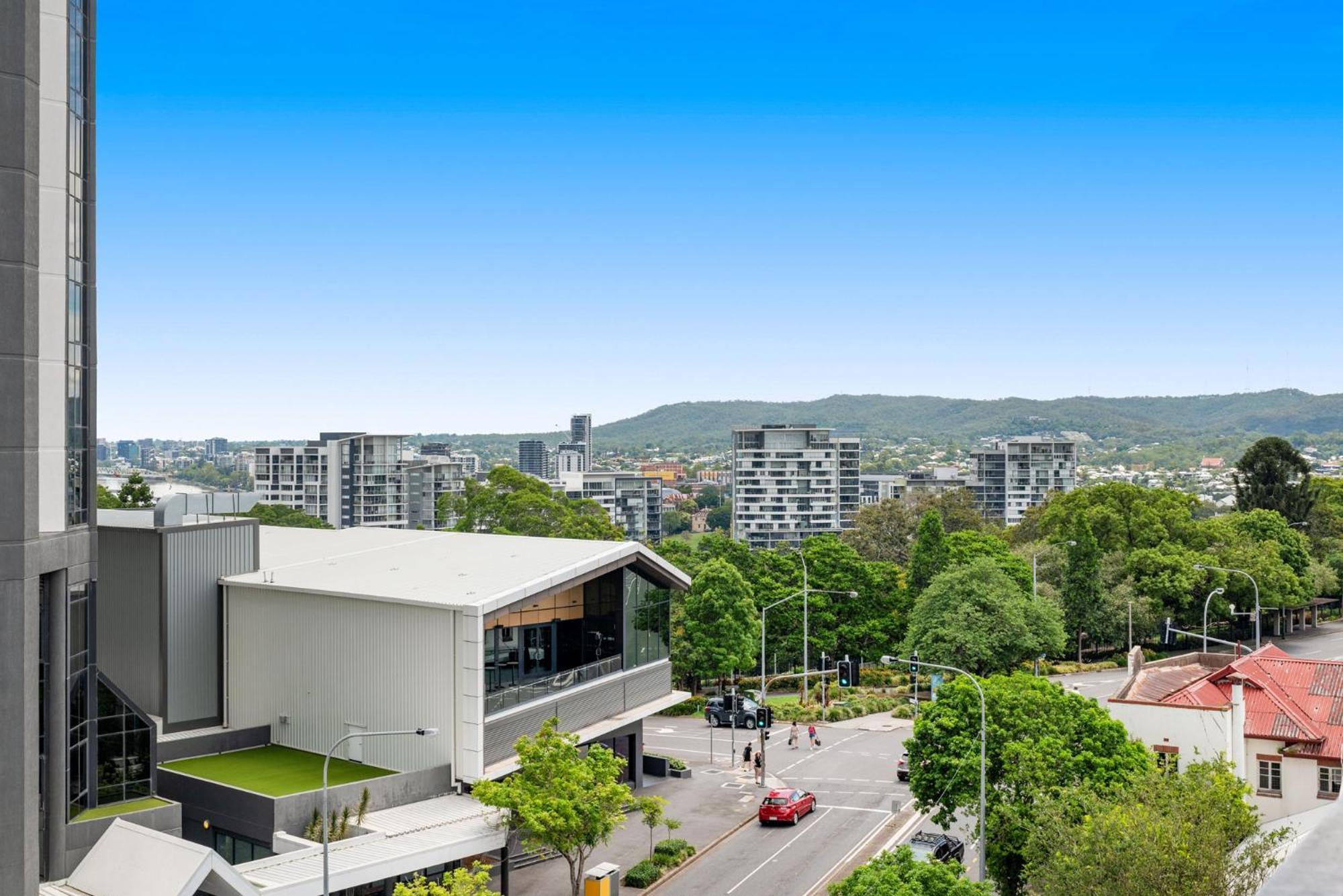 Sub Penthouse Luxury Apartment With Panoramic City Views Apartment Brisbane