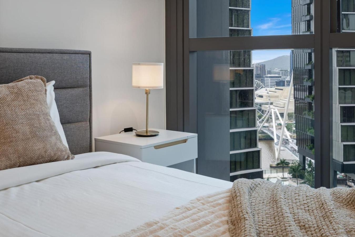 Designer 2 Bed In Queens Wharf Riverfront Cbd Gem * Brisbane