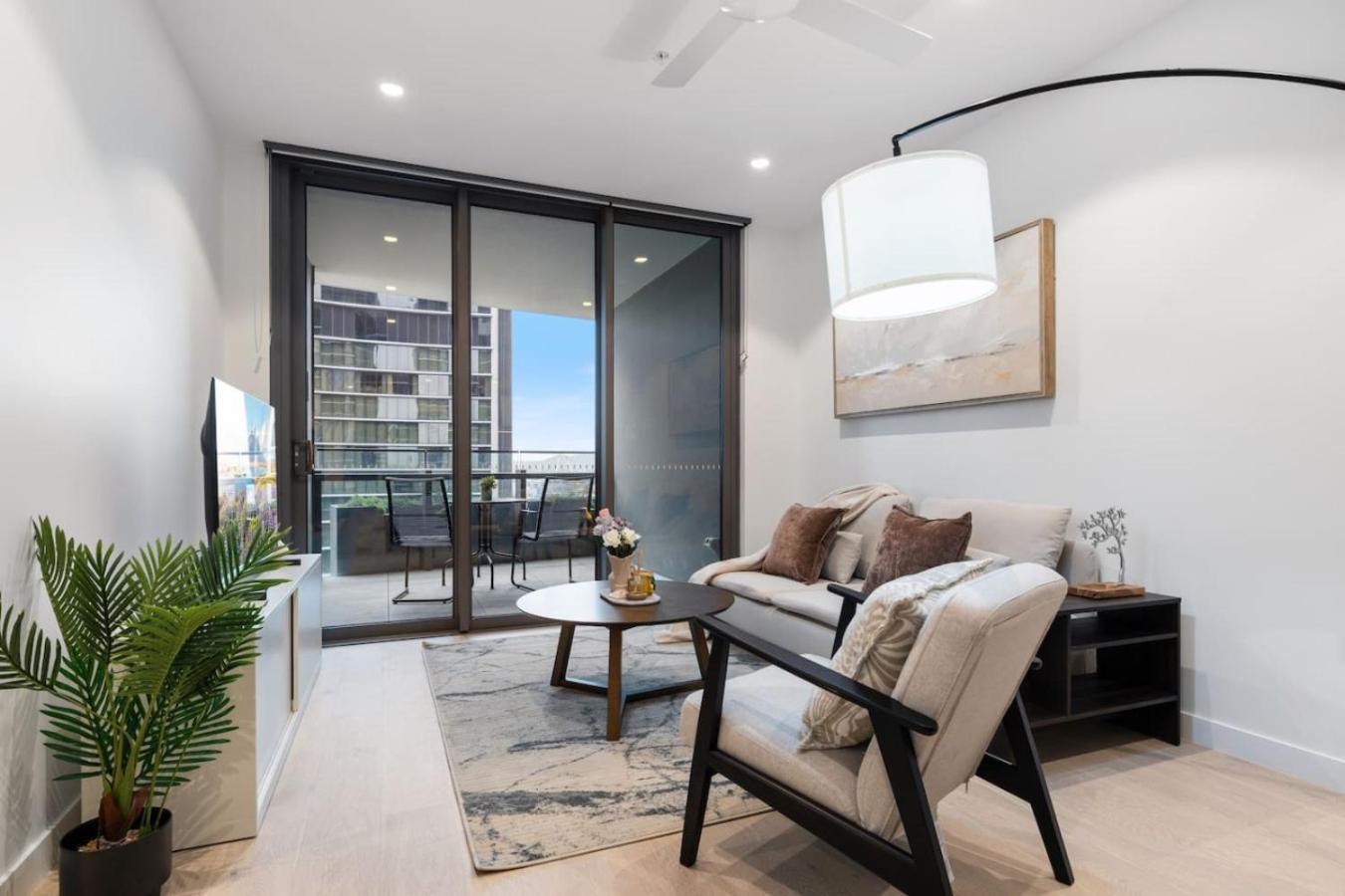 Apartment Designer 2 Bed In Queens Wharf Riverfront Cbd Gem *