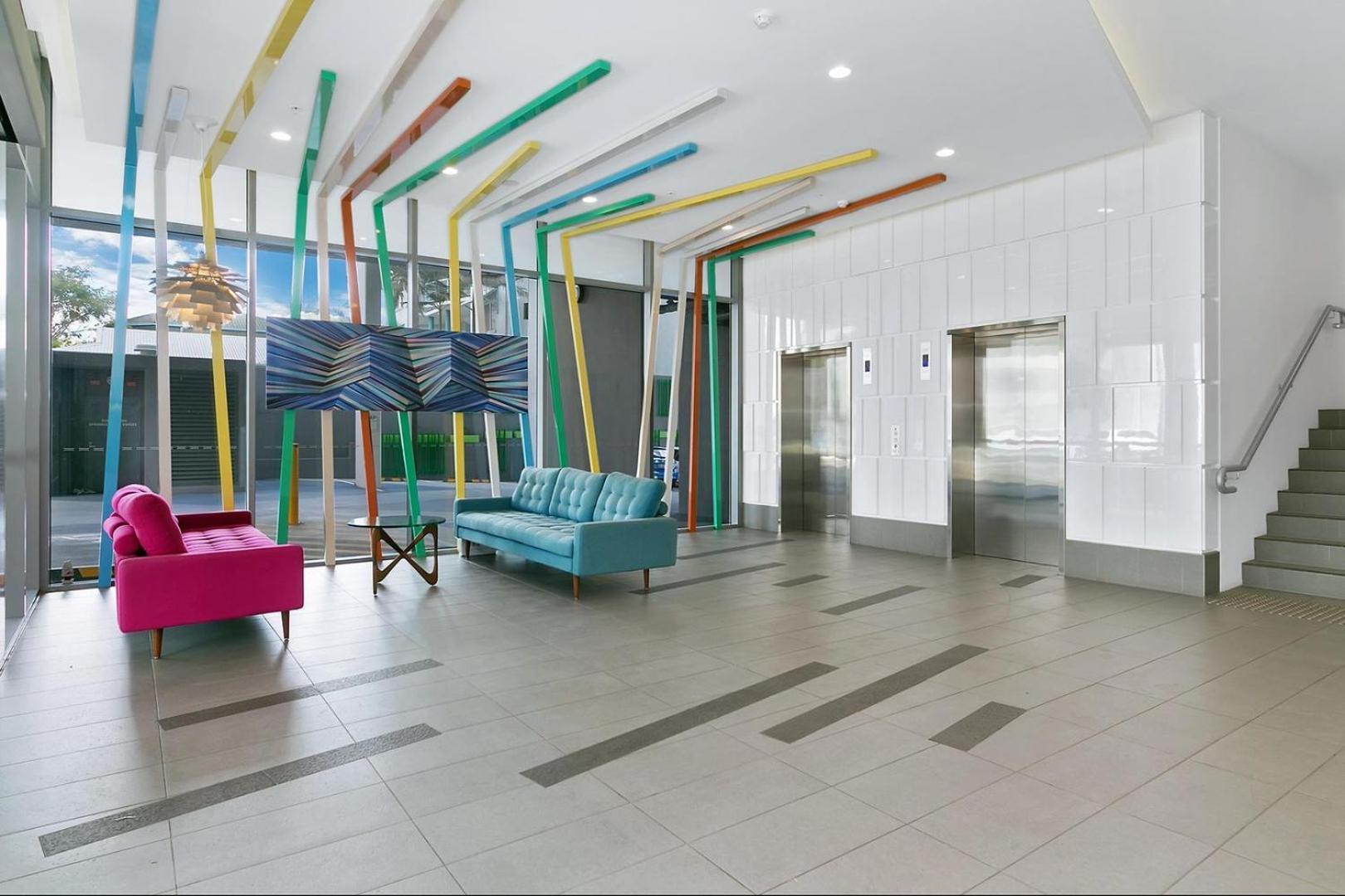 Perfect South 1br With Balcony & Parking