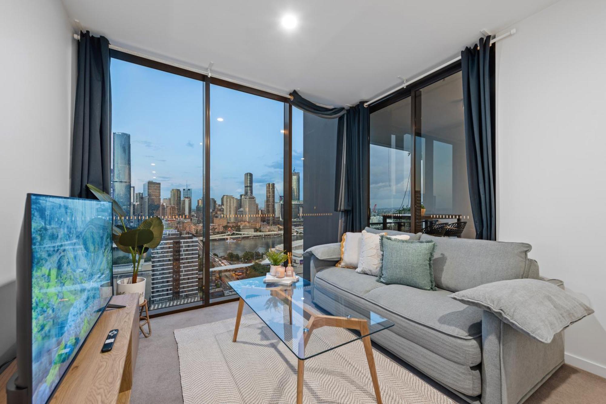 Altitude - Stunning & River Views! * Brisbane