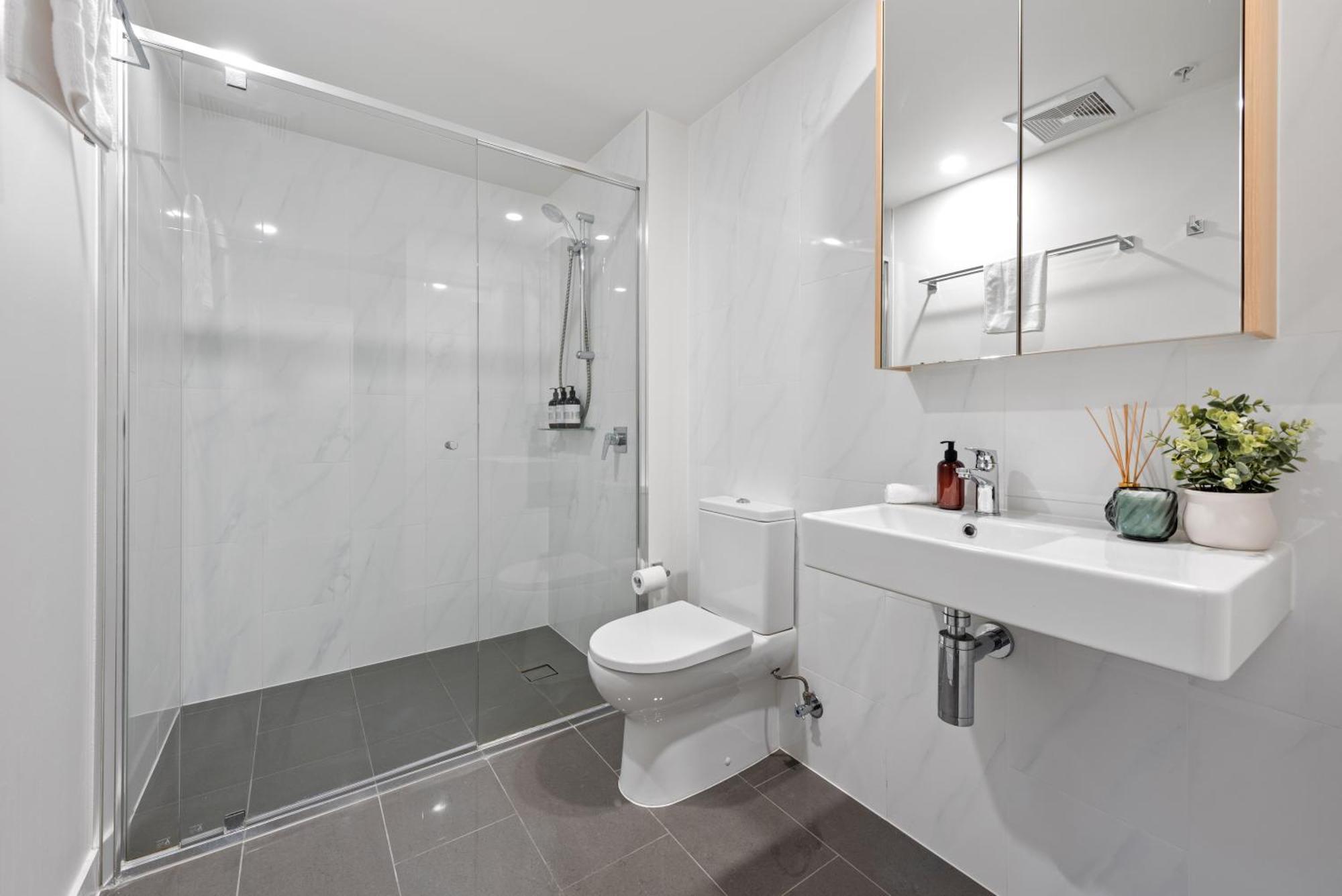 Altitude - Stunning & River Views! Apartment Brisbane