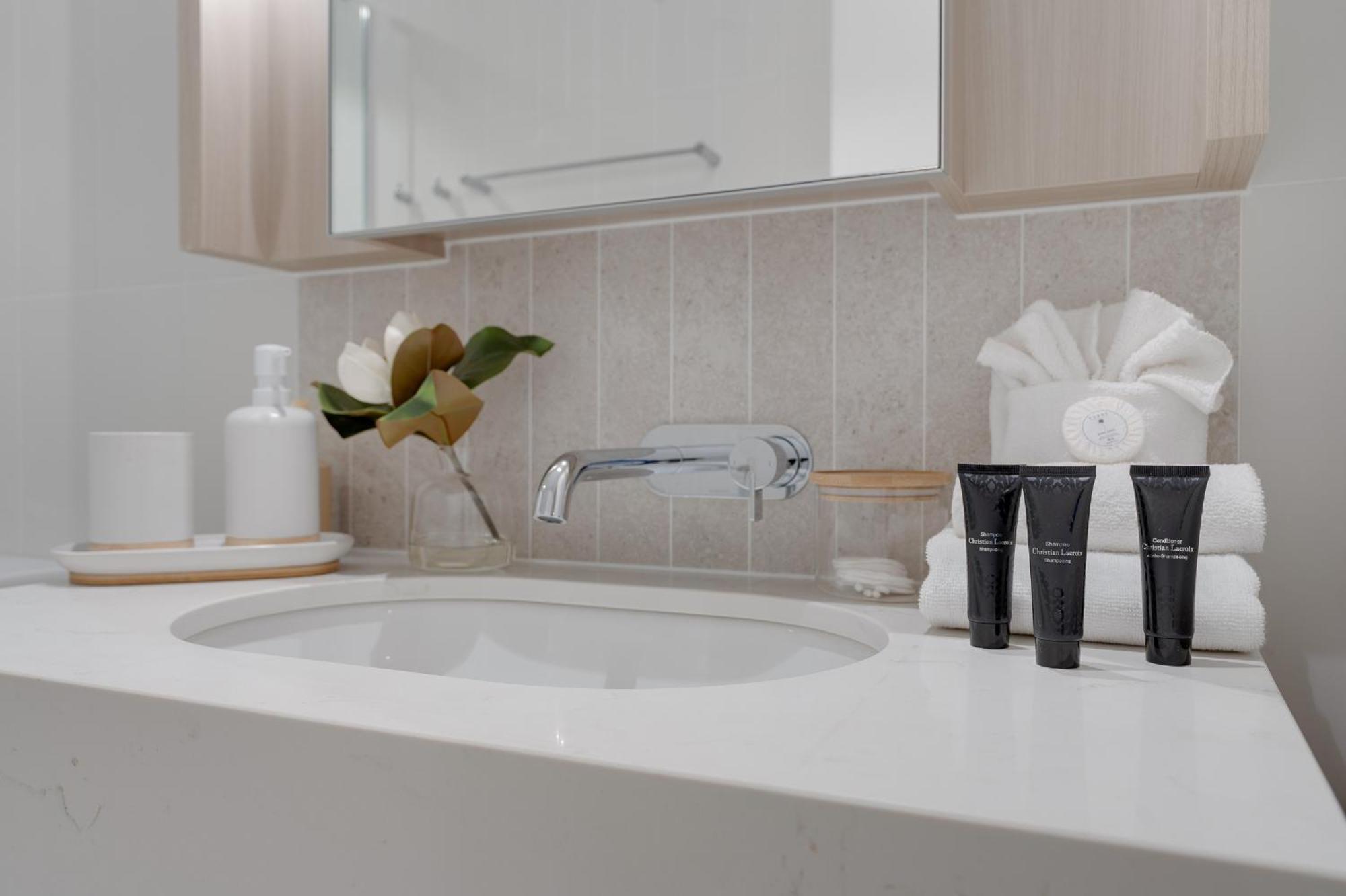 Apartment Modern - 1 Bedroom In Queen's Wharf Walk To Casino