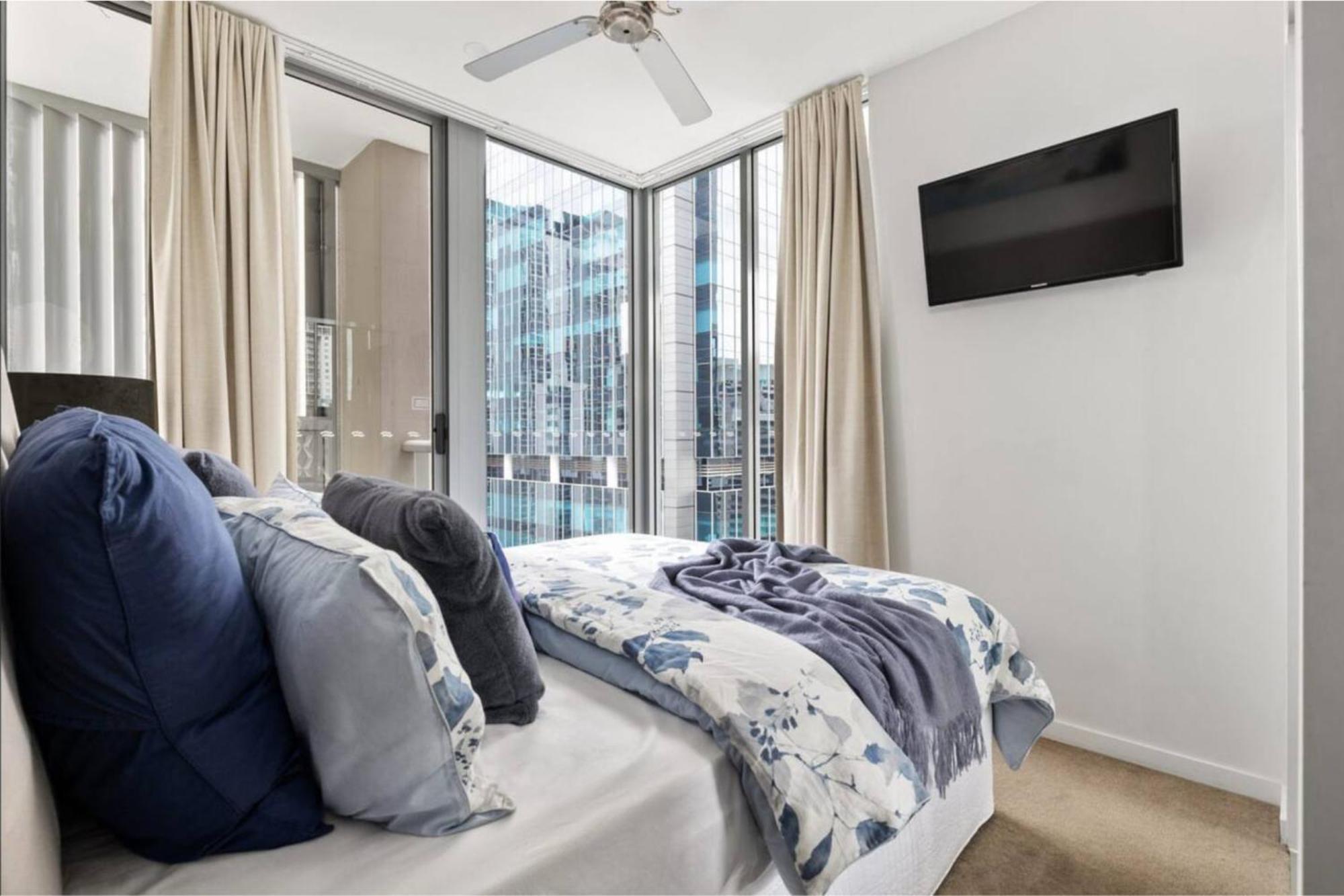 Skyline View Escape Apartment Brisbane