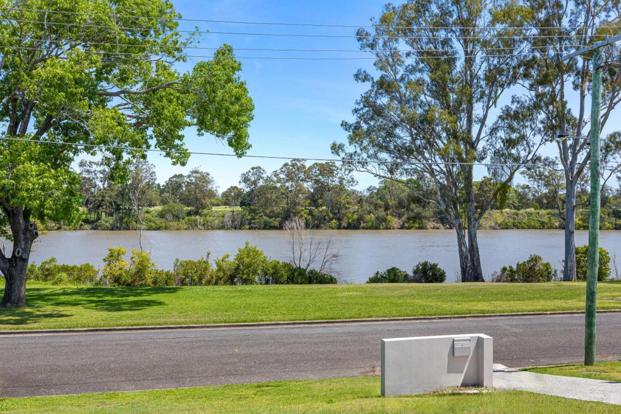 Modern Luxury Riverfront Sanctuary * Brisbane