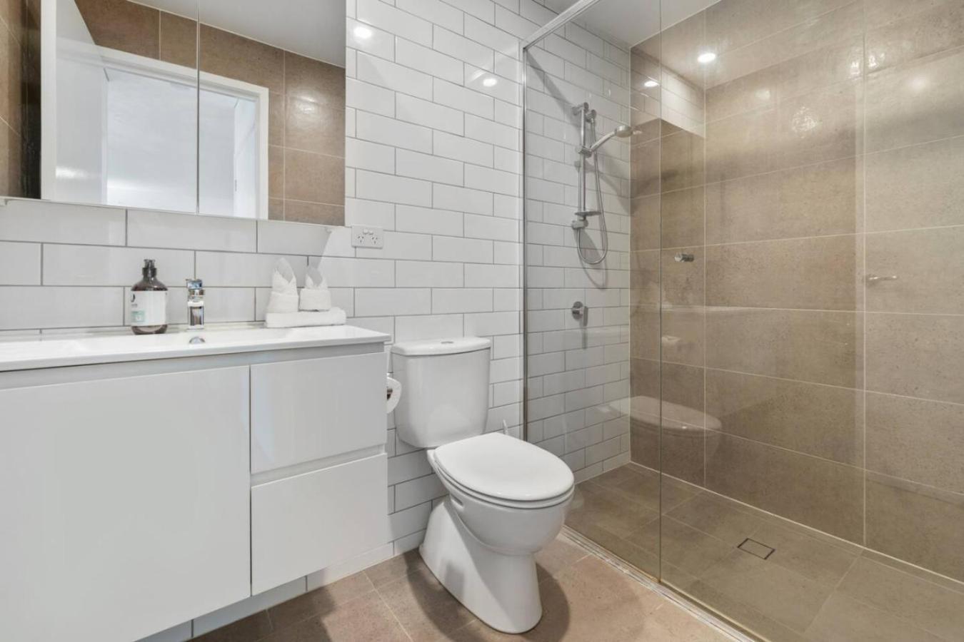 Perfect Spot Near Cbd N Uq Spacious 2beds *