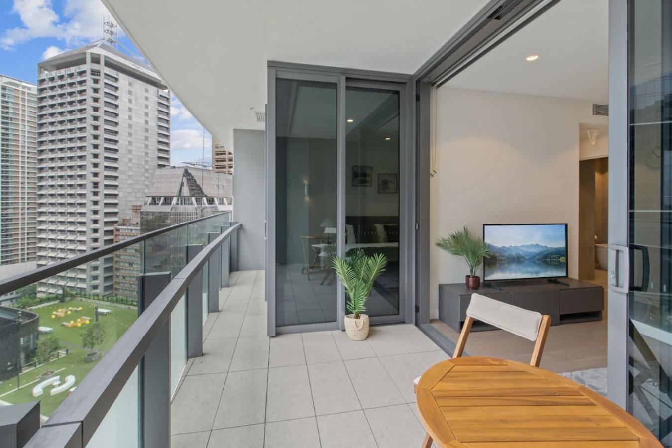 1b Queens Wharf Luxury Brisbane